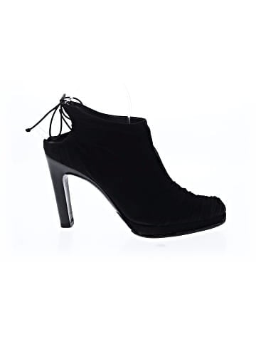 Gucci Ankle Boots (view 1)