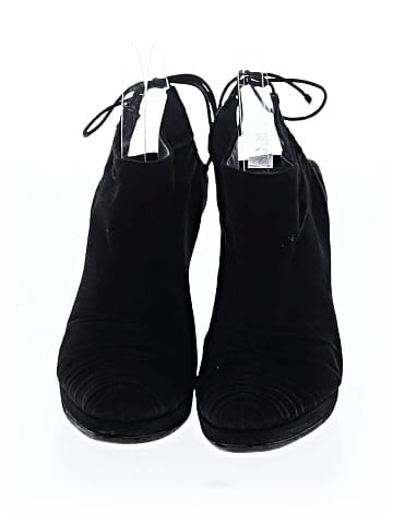 Gucci Ankle Boots (view 2)