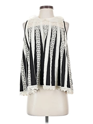 Lilis Closet Sleeveless Blouse (view 1)