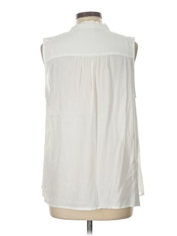Caslon Sleeveless T-Shirt (view 2)