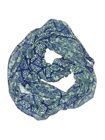 Win Win Scarf (view 1)