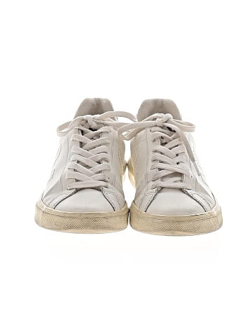 VEJA Sneakers (view 2)