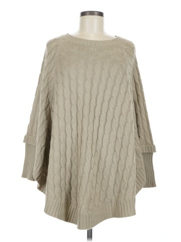 Pretty Persuasions Poncho (view 1)