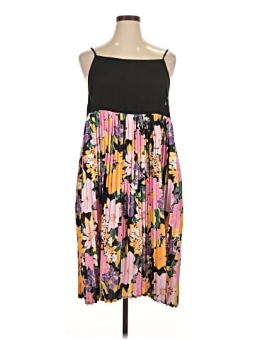 Gracia Casual Dress (view 1)