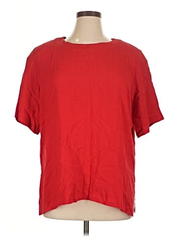Elisabeth Short Sleeve T-Shirt (view 1)
