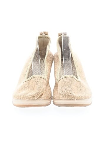 Unbranded Wedges (view 2)
