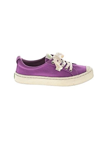 Cariuma Sneakers (view 1)