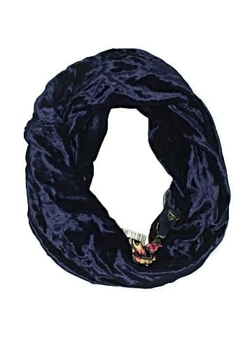 Elizabeth Gillett NYC Scarf (view 1)