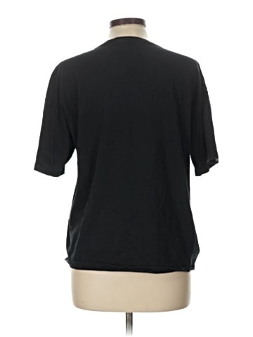 Victoria's Secret Short Sleeve T-Shirt (view 2)