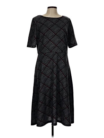 Sandra Darren Casual Dress (view 1)