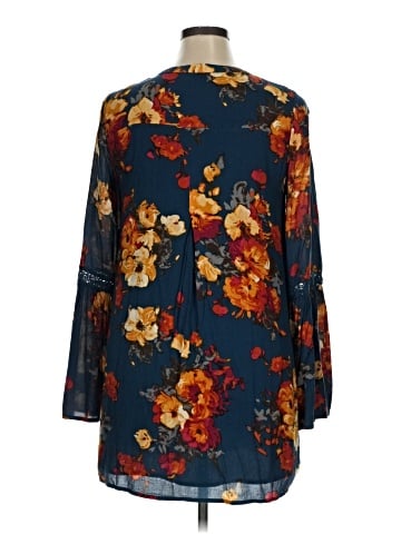 Blu Pepper Casual Dress (view 2)
