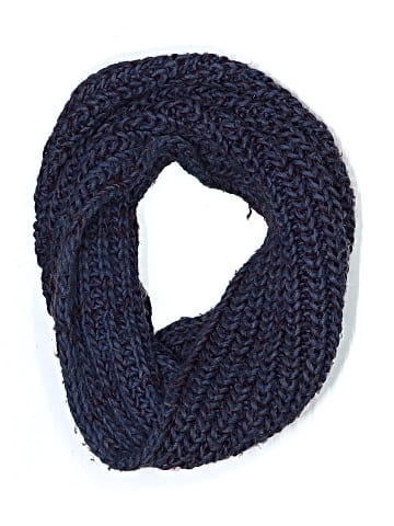 Modena Scarf (view 1)