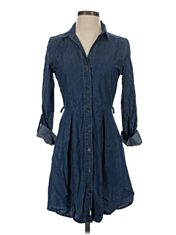 Derek Heart 3/4 Sleeve Button-Down Shirt (view 1)