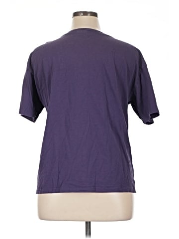 Victoria's Secret Short Sleeve T-Shirt (view 2)