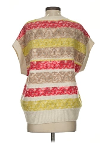 Closed Sweater Vest (view 2)