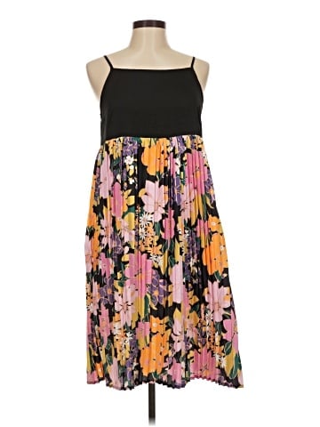 Gracia Casual Dress (view 1)