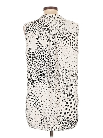 dalia Sleeveless Blouse (view 2)