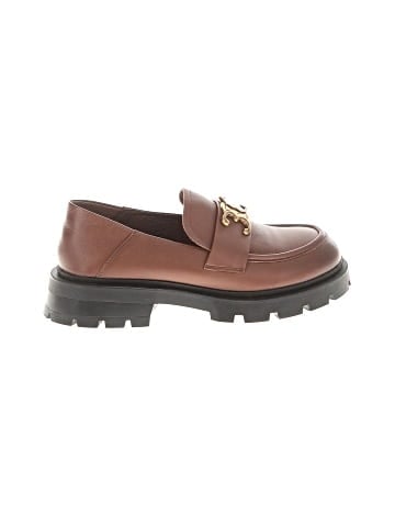 Unbranded Flats (view 1)