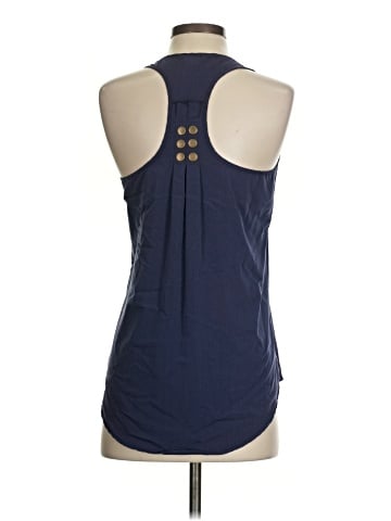 Hawks Sleeveless Top (view 2)