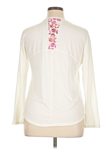 Lija 3/4 Sleeve T-Shirt (view 2)