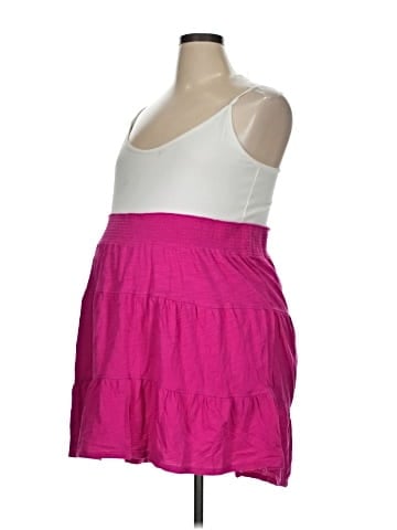 Old Navy Casual Skirt (view 1)