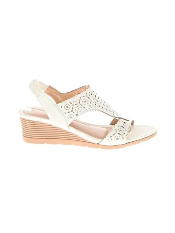 Unbranded Wedges (view 1)
