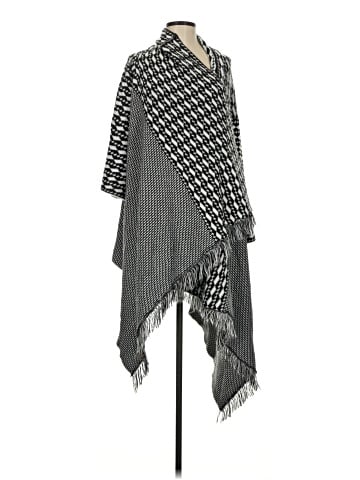 Romeo & Juliet Couture Poncho (view 1)