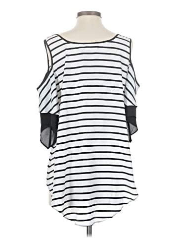 Bisou Bisou Short Sleeve Top (view 2)