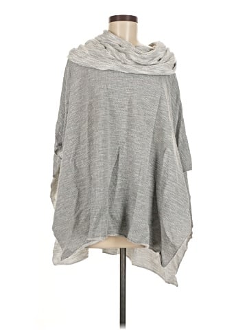Dylan Poncho (view 1)