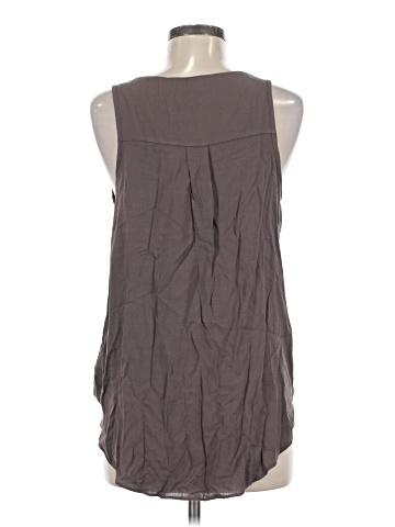 Final Touch Sleeveless T-Shirt (view 2)