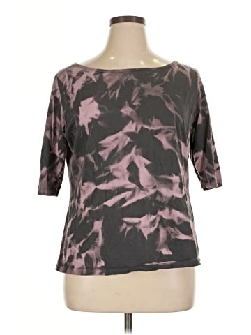 District. 3/4 Sleeve T-Shirt (view 1)