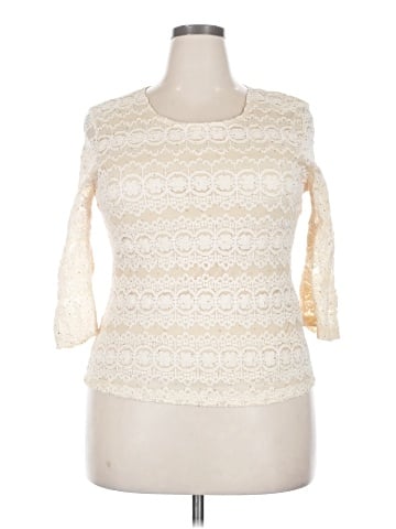 Brittany Black 3/4 Sleeve Top (view 1)