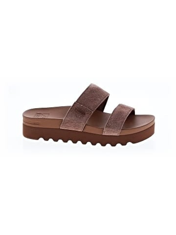 Reef Sandals (view 1)
