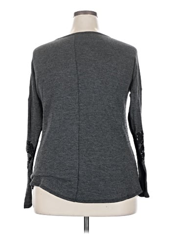 Free Kisses Pullover Sweater (view 2)
