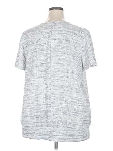 Lane Bryant Short Sleeve T-Shirt (view 2)
