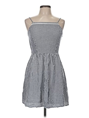 Old Navy Casual Dress (view 1)