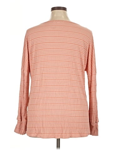 Weekend Suzanne Betro Long Sleeve T-Shirt (view 2)