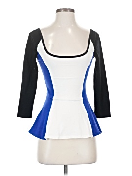 Express Outlet 3/4 Sleeve Top