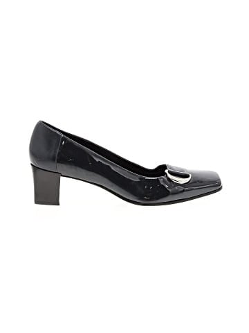 Etienne Aigner Flats (view 1)
