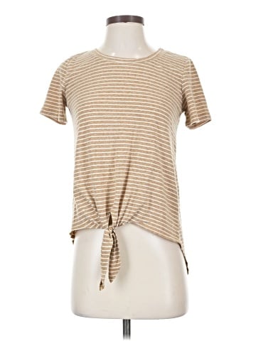 Final Touch Short Sleeve Top (view 1)