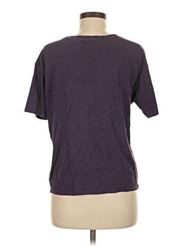 Victoria's Secret Short Sleeve T-Shirt (view 2)