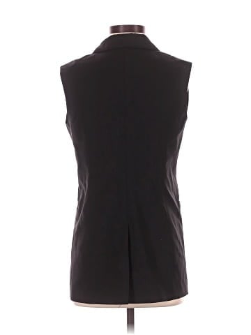 Elizabeth and James Vest (view 2)