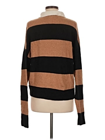 Old Navy Pullover Sweater (view 2)