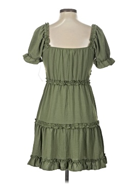 green emerald velvet dress HEART SHAPED LONG SLEEVE GOWN IN GREEN | CULT MIA main image 1