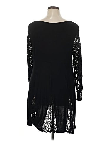 Kate & Mallory designs Casual Dress (view 2)
