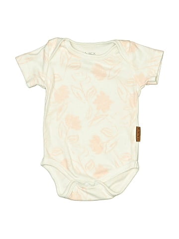 Lila & Jack Short Sleeve Onesie (view 1)