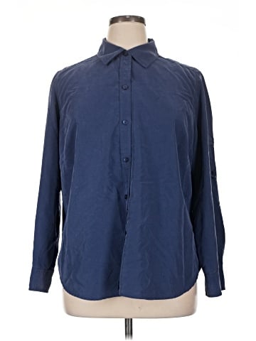 Liz Claiborne Long Sleeve Button-Down Shirt (view 1)