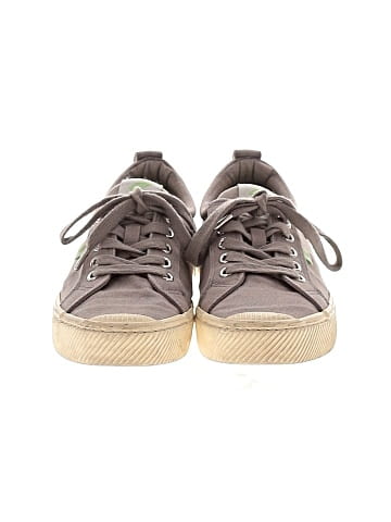 Cariuma Sneakers (view 2)