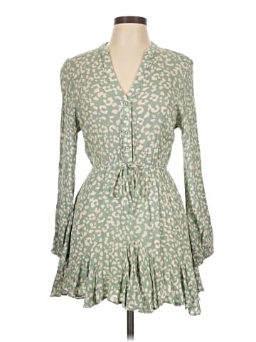Illa Illa Casual Dress (view 1)