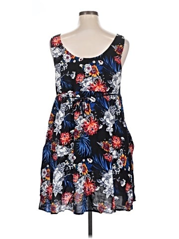 Suzanne Betro Sleeveless Top (view 2)